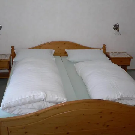 Hotel Landgasthof Zum Schloss Birgland Exterior foto